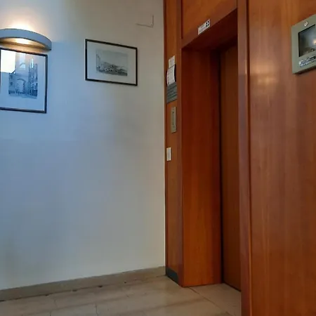Etrusco Hotel *