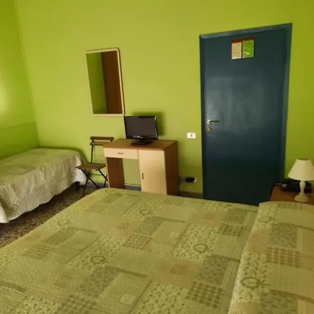 Etrusco Hotel *