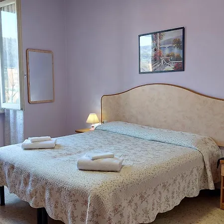Etrusco Hotel *